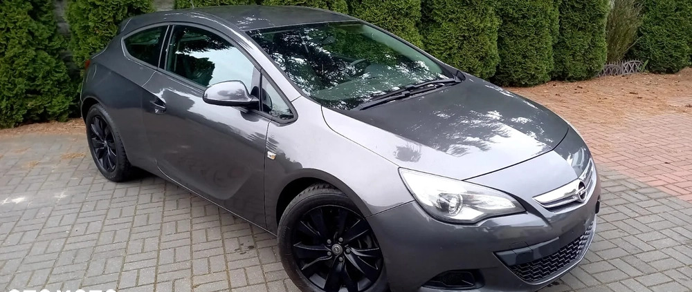 Opel Astra cena 31900 przebieg: 95000, rok produkcji 2013 z Strzegom małe 704